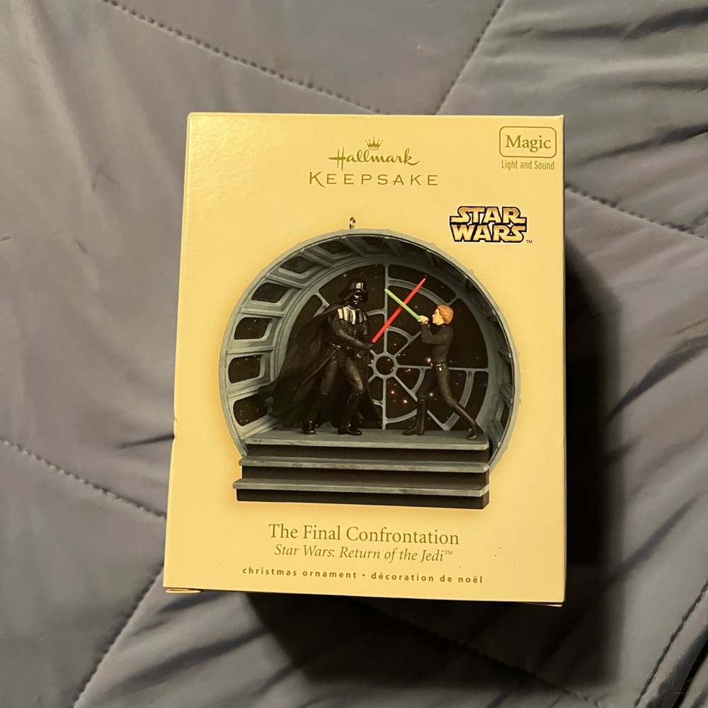 Hallmark Keepsake Star Wars Final Confrontation Decor - Black and Gray